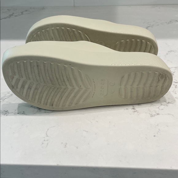 Crocs Platform Slide Sandals - Picture 8 of 10